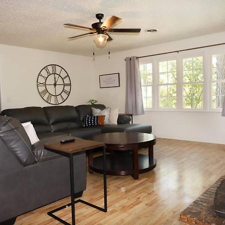 3 Bedroom Vacation Home Next To Silver Dollar City 布蘭森 外观 照片