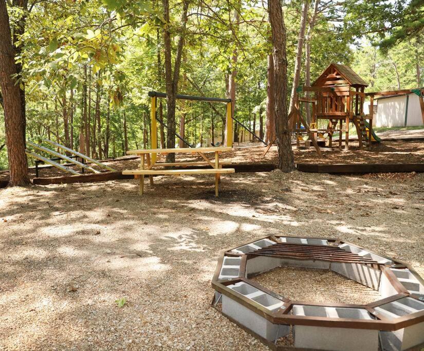 3 Bedroom Vacation Home Next To Silver Dollar City 布蘭森 外观 照片